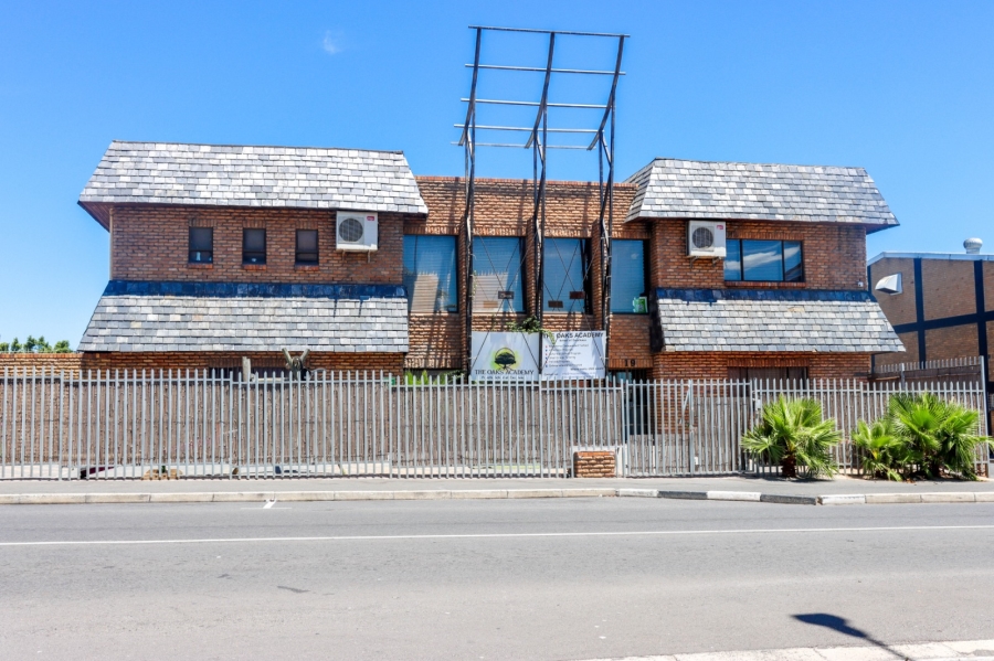  Bedroom Property for Sale in Parow Western Cape